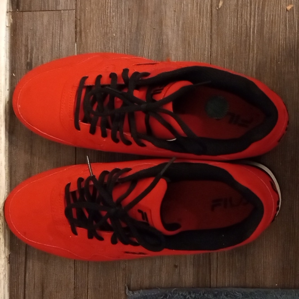Filas - Picture 4 of 4